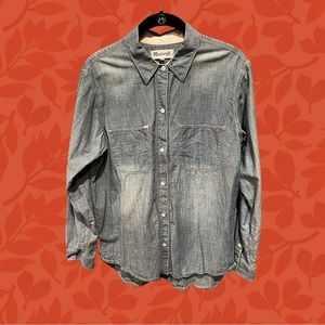 Madewell Perfect Chambray Shirt in Wilder Wash (M)